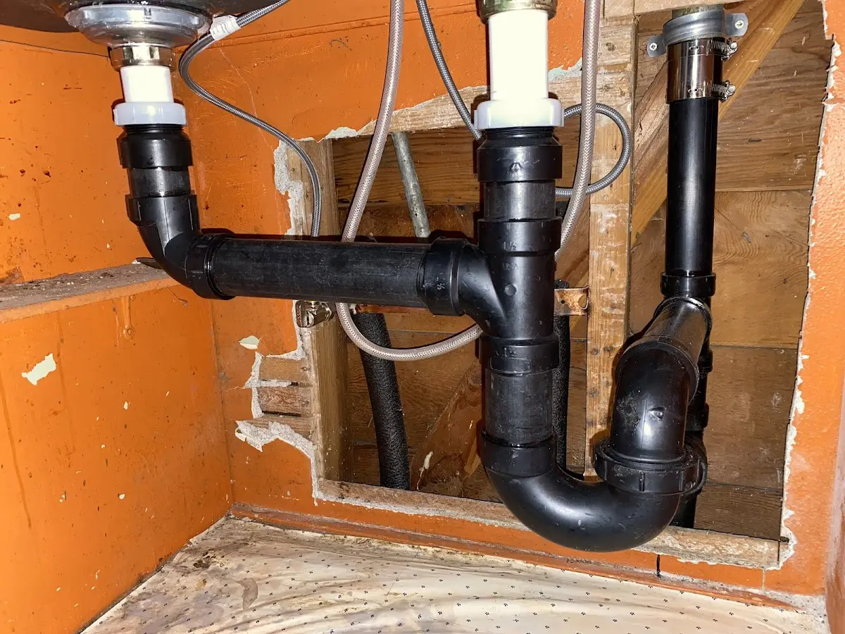 Professional Pipe Bursting equipment and tools on the job in Leroy